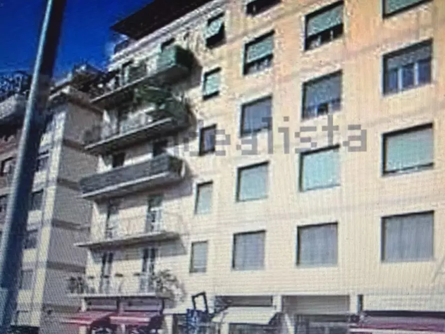 Immagine 4 di Appartamento in vendita  a Pisa