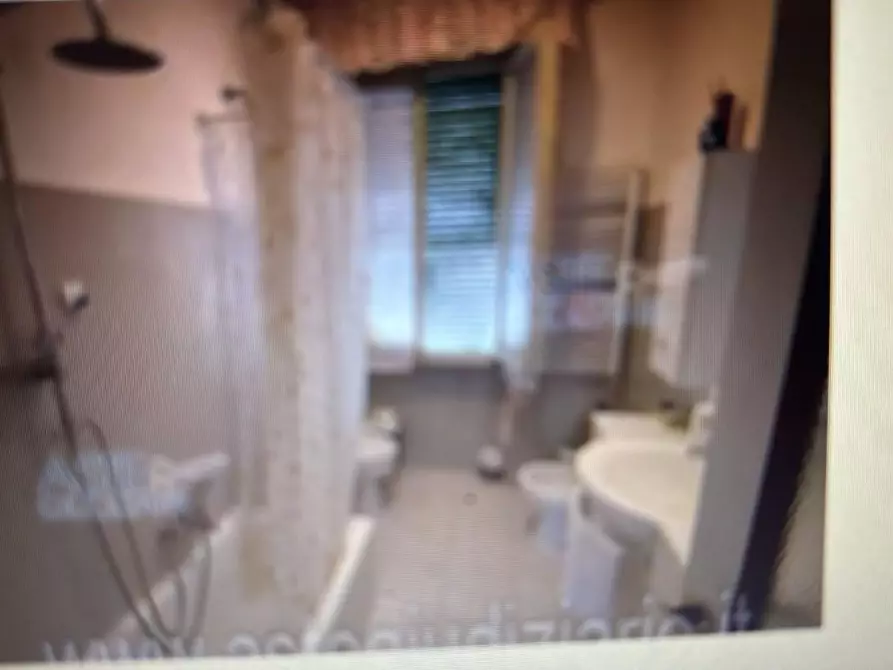 Immagine 9 di Appartamento in vendita  a Pisa