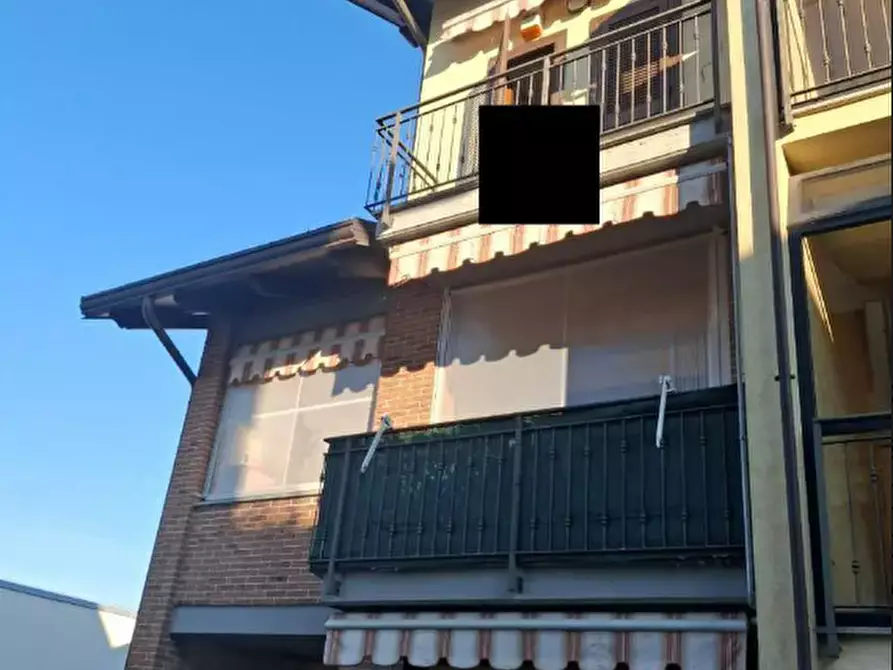 Immagine 2 di Villetta a schiera in vendita  a Volpiano