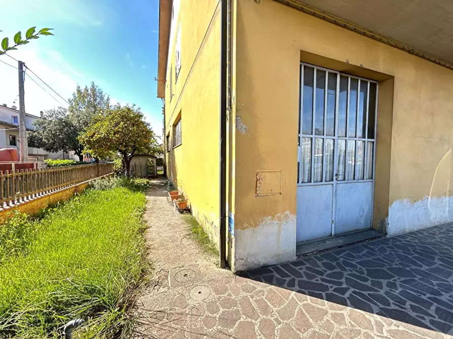 Immagine 22 di Porzione di casa in vendita  a Ponsacco