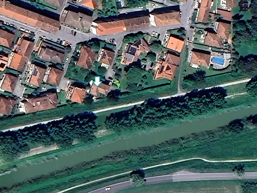 Immagine 2 di Appartamento in vendita  a Pontedera