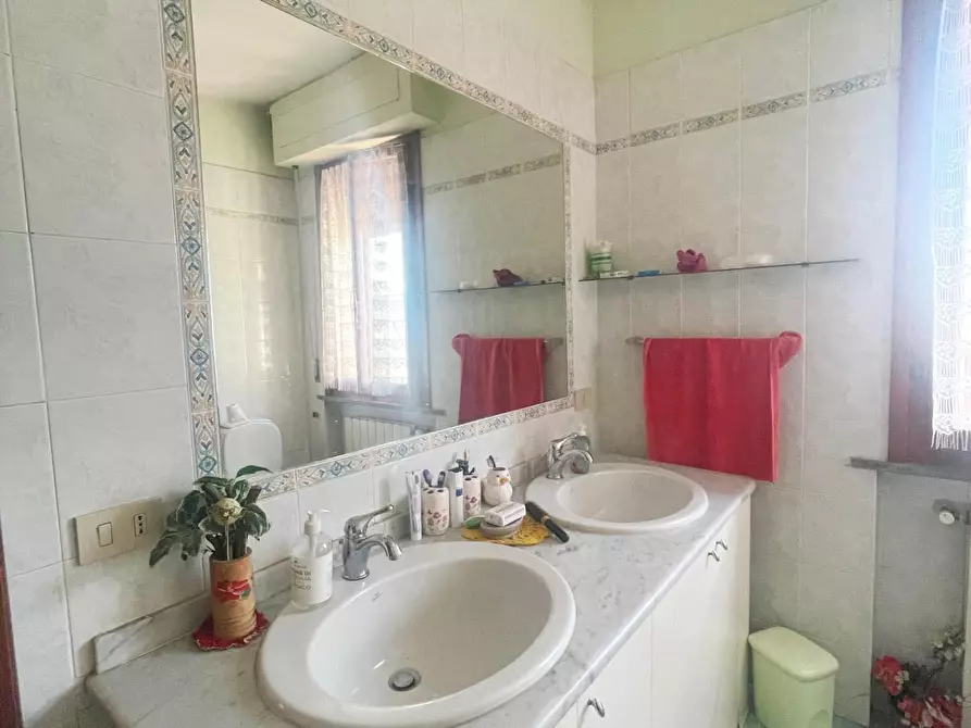 Immagine 22 di Appartamento in vendita  a Vicopisano