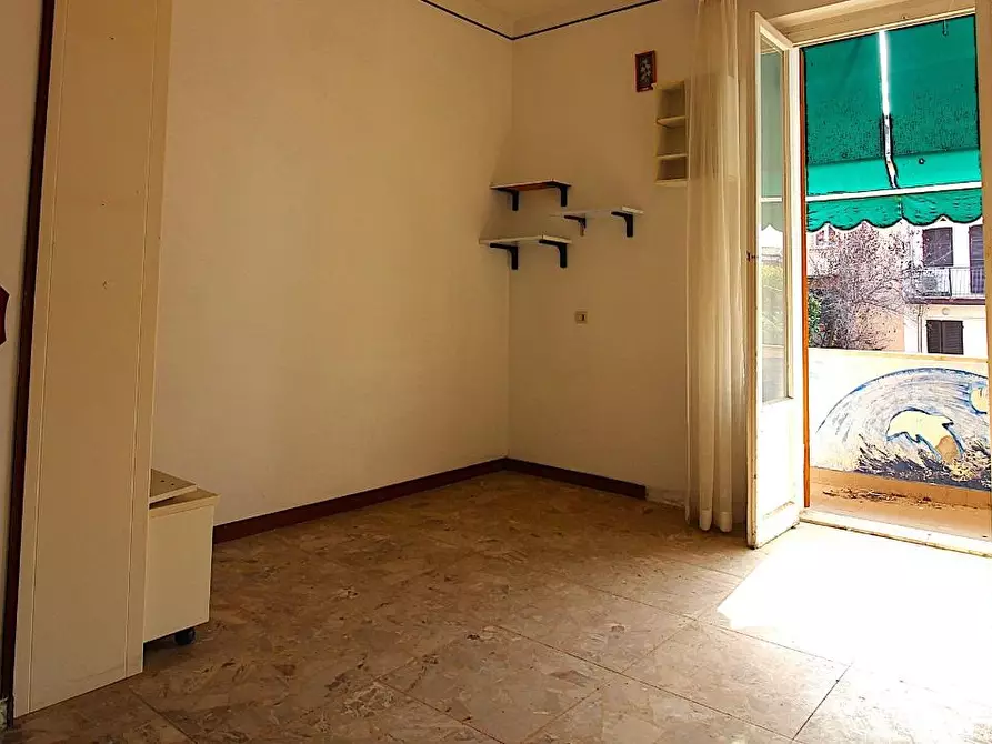 Immagine 12 di Appartamento in vendita  a Massa