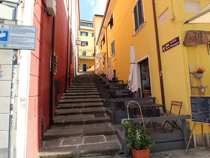 Immagine 31 di Appartamento in vendita  a Massa