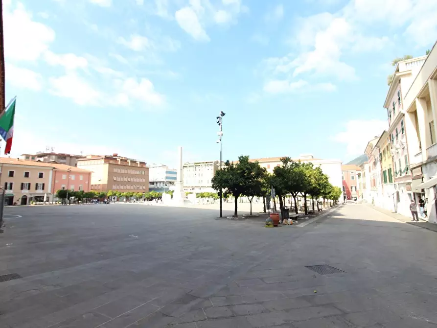 Immagine 29 di Appartamento in vendita  a Massa