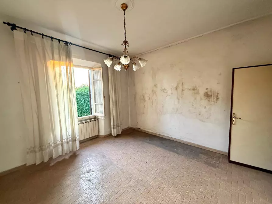 Immagine 12 di Casa bifamiliare in vendita  a Montignoso