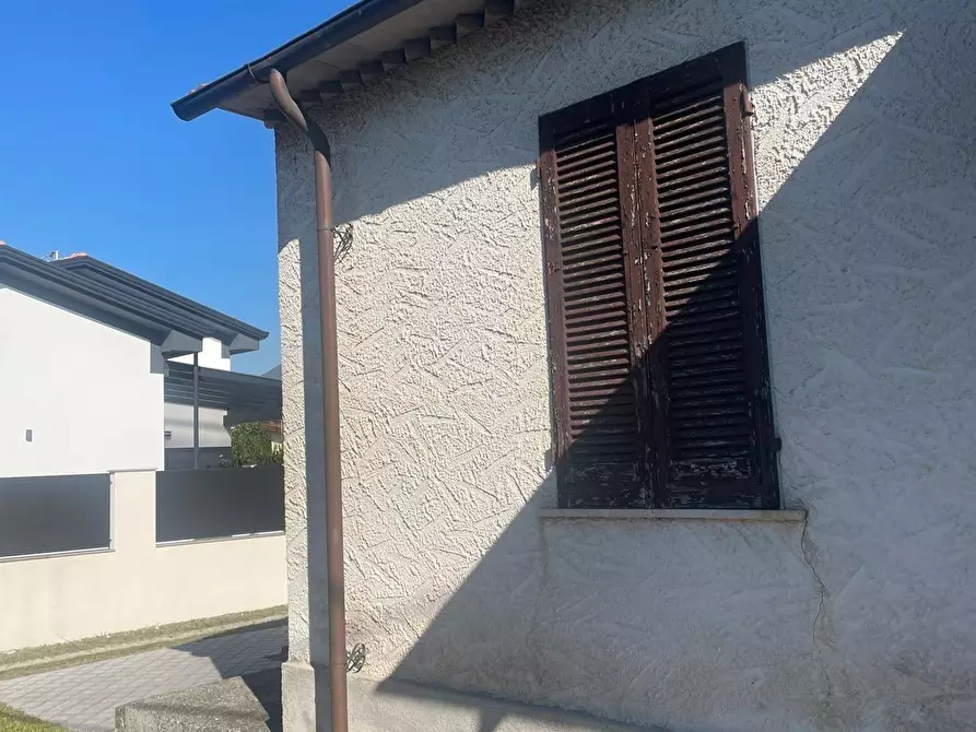 Immagine 4 di Casa bifamiliare in vendita  a Montignoso