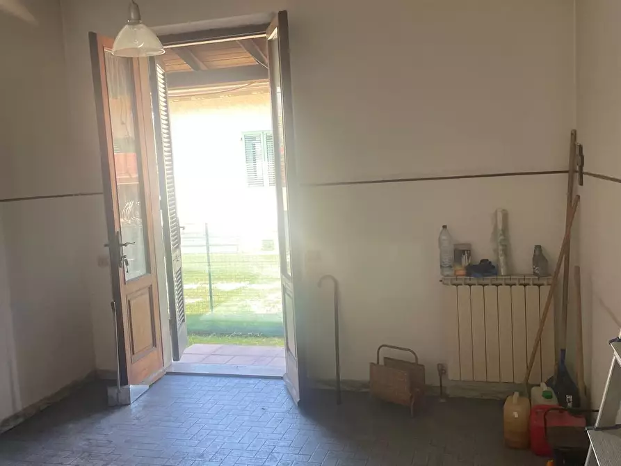 Immagine 14 di Casa bifamiliare in vendita  a Montignoso
