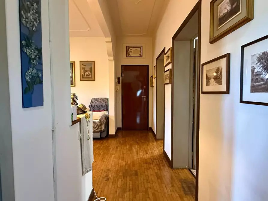 Immagine 11 di Appartamento in vendita  a Montecatini Terme