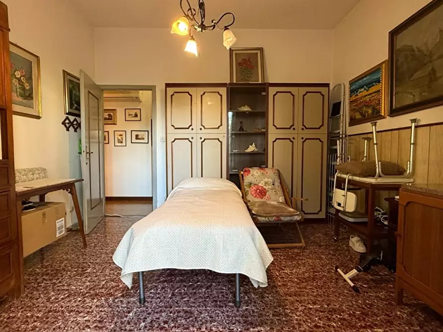 Immagine 16 di Appartamento in vendita  a Montecatini Terme