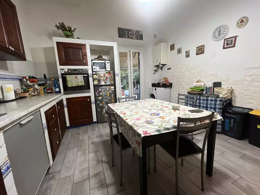 Immagine 9 di Appartamento in vendita  a Livorno