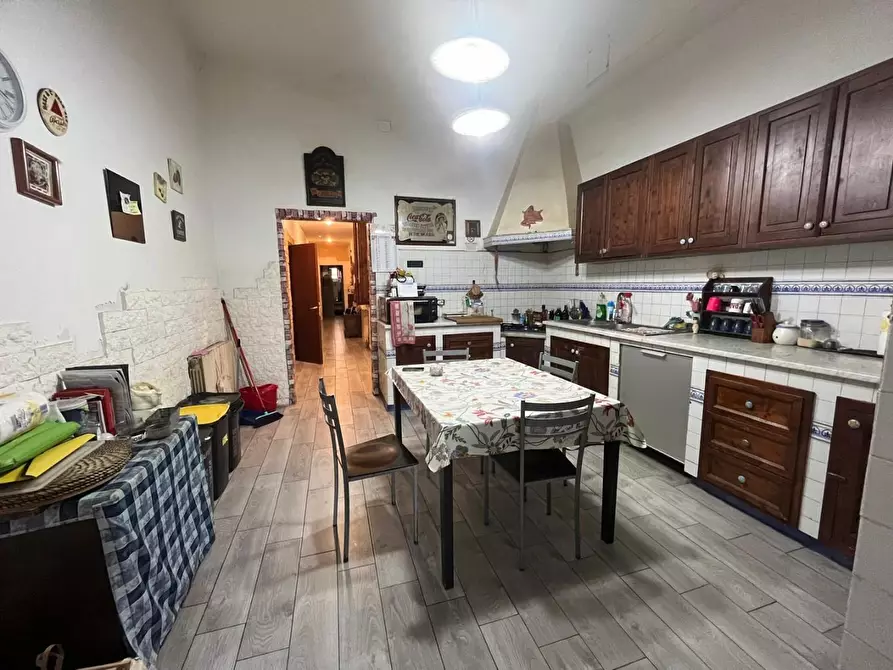 Immagine 8 di Appartamento in vendita  a Livorno