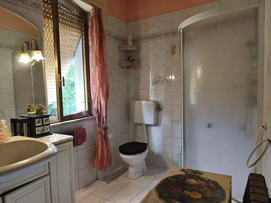 Immagine 23 di Casa indipendente in vendita  a Castelnuovo Magra