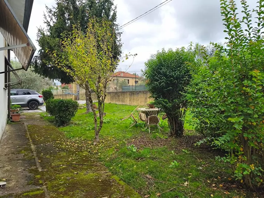 Immagine 3 di Casa indipendente in vendita  a Castelnuovo Magra