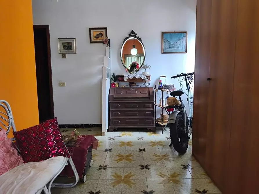 Immagine 37 di Casa indipendente in vendita  a Castelnuovo Magra