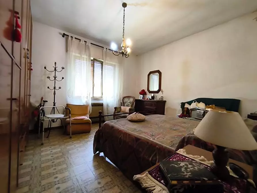 Immagine 29 di Casa indipendente in vendita  a Castelnuovo Magra