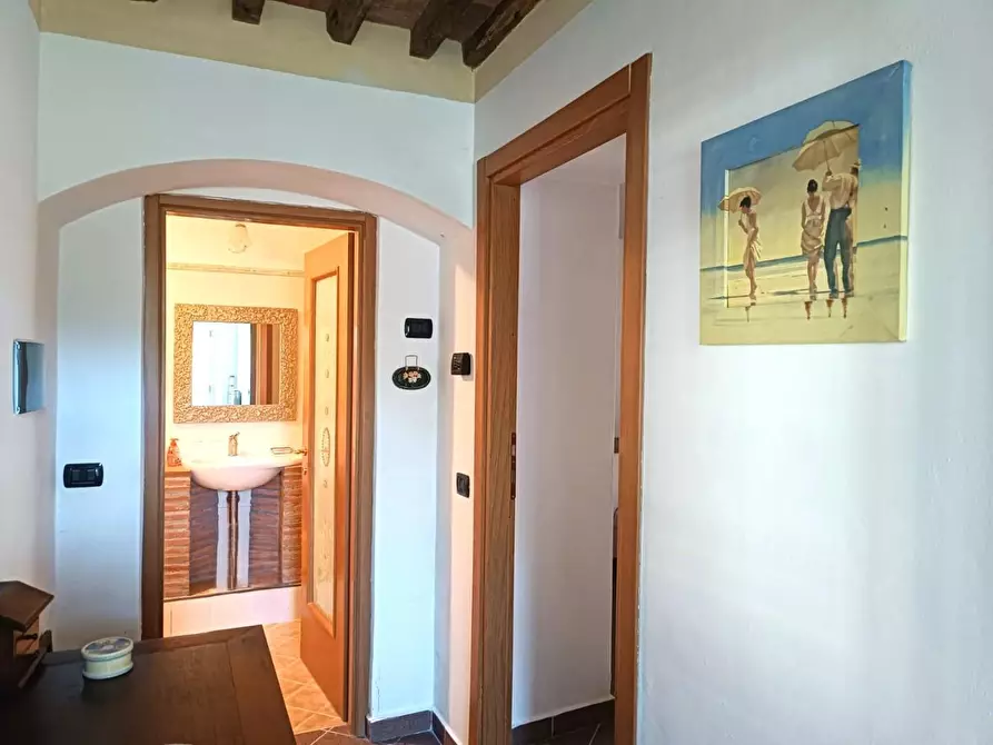Immagine 9 di Appartamento in vendita  a Pescaglia
