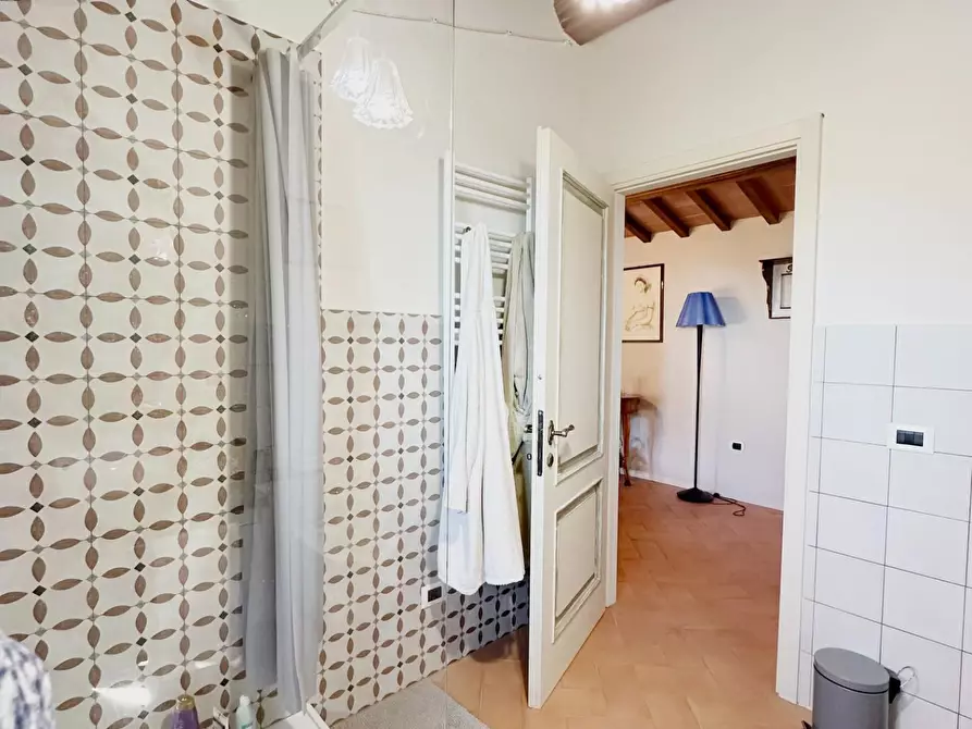 Immagine 23 di Casa colonica in vendita  a Buggiano