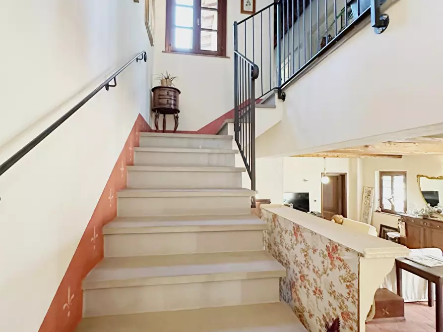 Immagine 18 di Casa colonica in vendita  a Buggiano