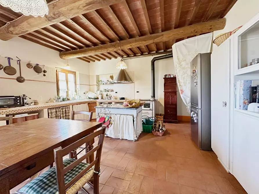 Immagine 3 di Casa colonica in vendita  a Buggiano