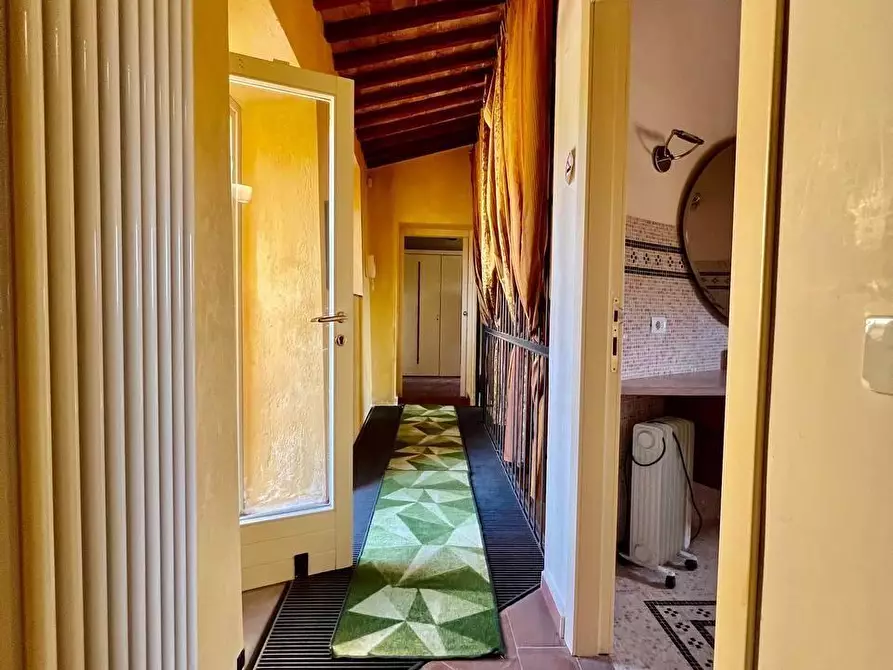 Immagine 21 di Villa in vendita  a Casciana Terme Lari