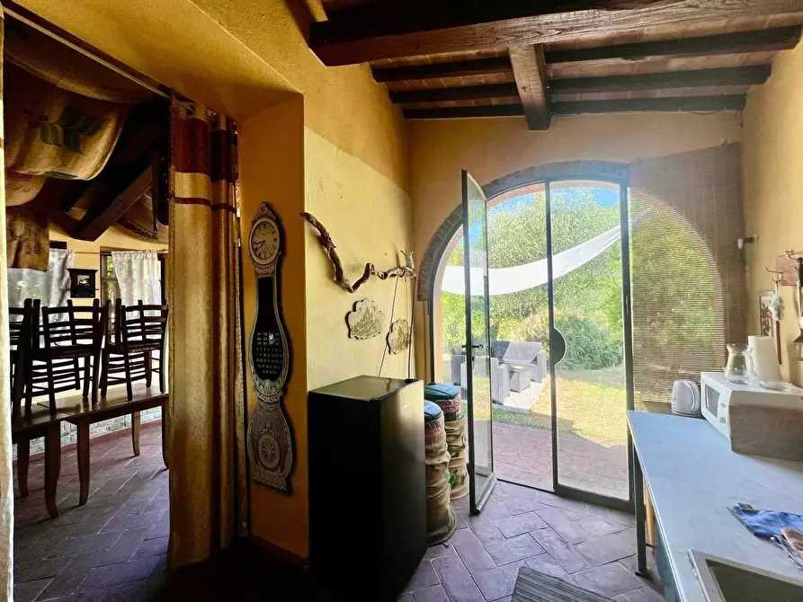 Immagine 48 di Villa in vendita  a Casciana Terme Lari