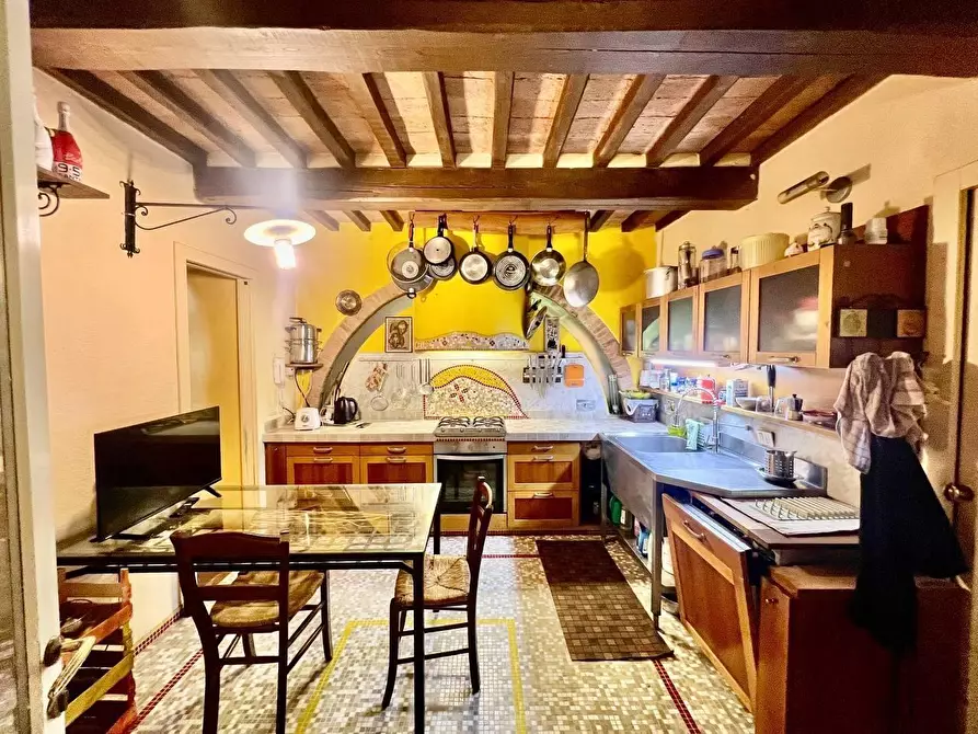 Immagine 6 di Villa in vendita  a Casciana Terme Lari