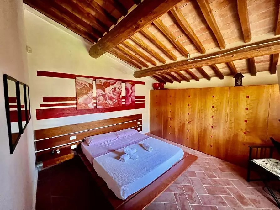 Immagine 35 di Villa in vendita  a Casciana Terme Lari