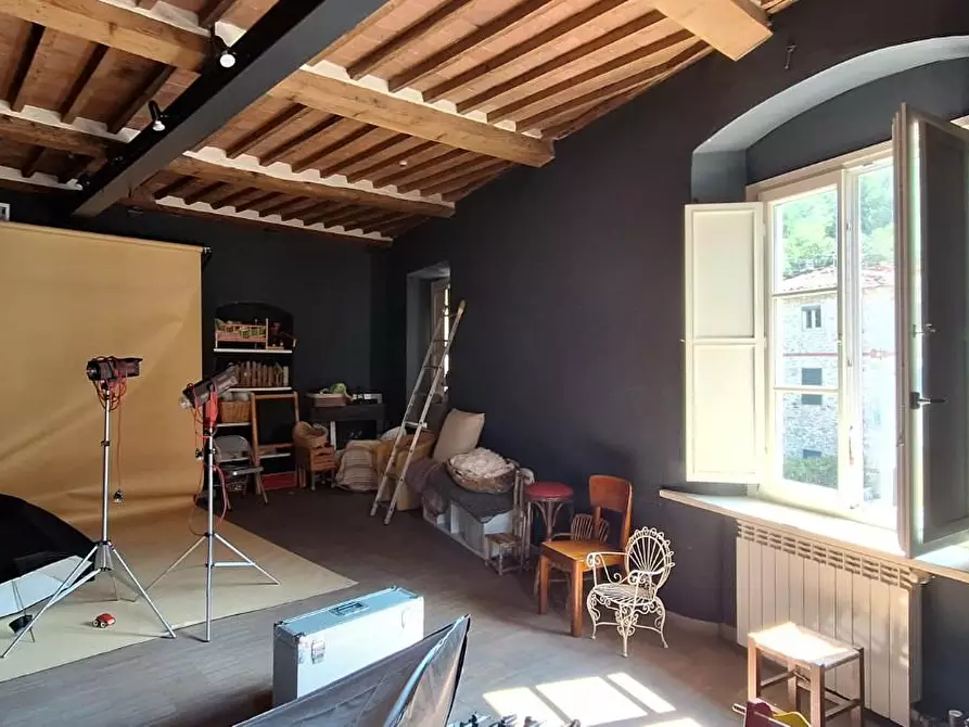 Immagine 2 di Appartamento in vendita  a Borgo A Mozzano