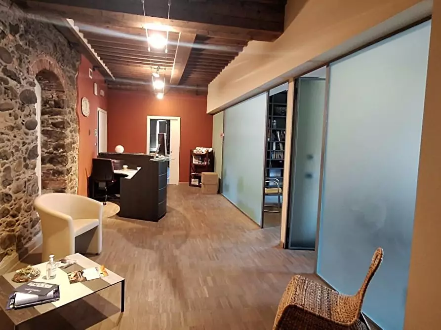 Immagine 5 di Appartamento in vendita  a Borgo A Mozzano