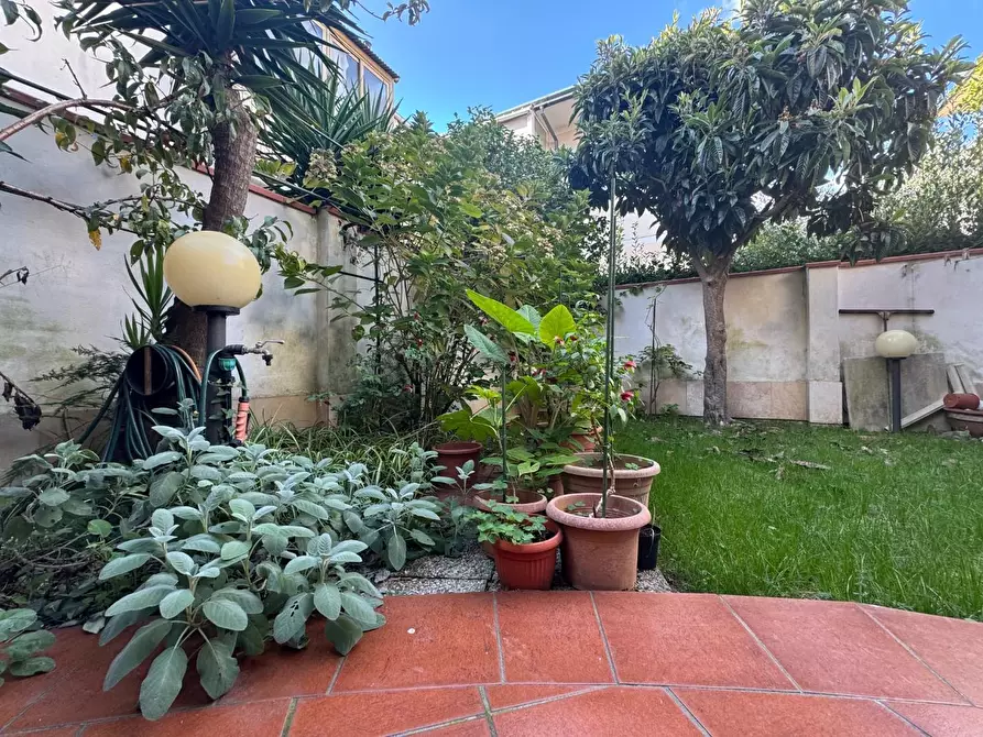 Immagine 26 di Appartamento in vendita  a Viareggio