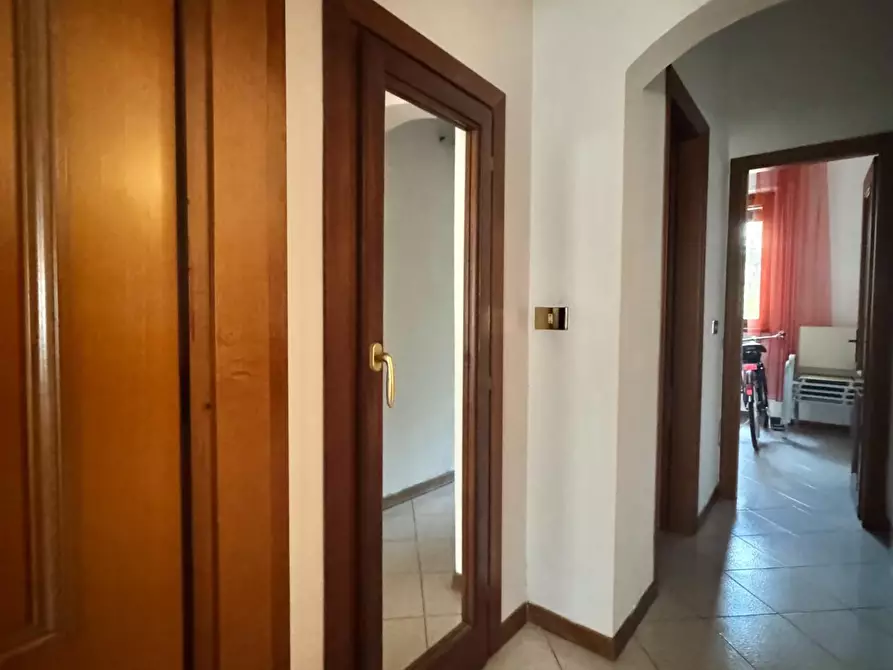 Immagine 15 di Appartamento in vendita  a Viareggio