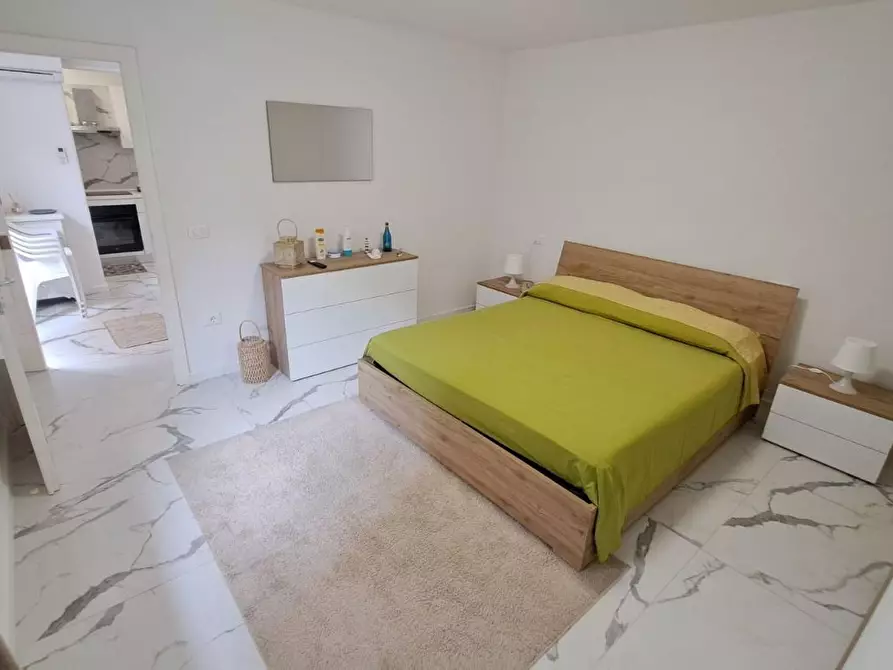 Immagine 6 di Appartamento in vendita  a Rosignano Marittimo