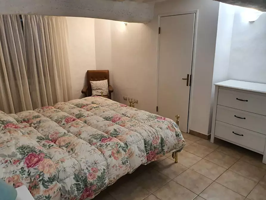 Immagine 8 di Appartamento in affitto  a Siena