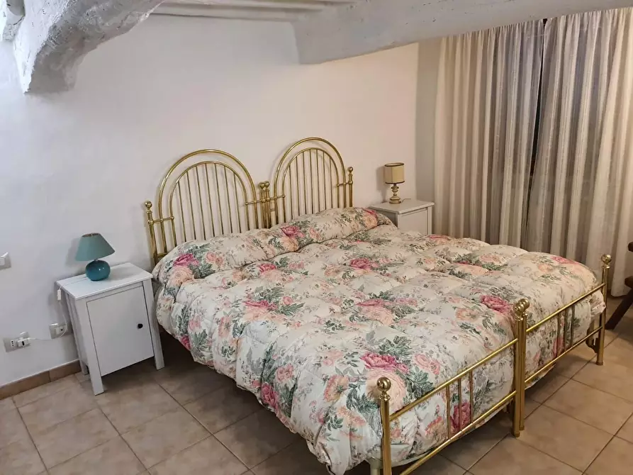 Immagine 10 di Appartamento in affitto  a Siena