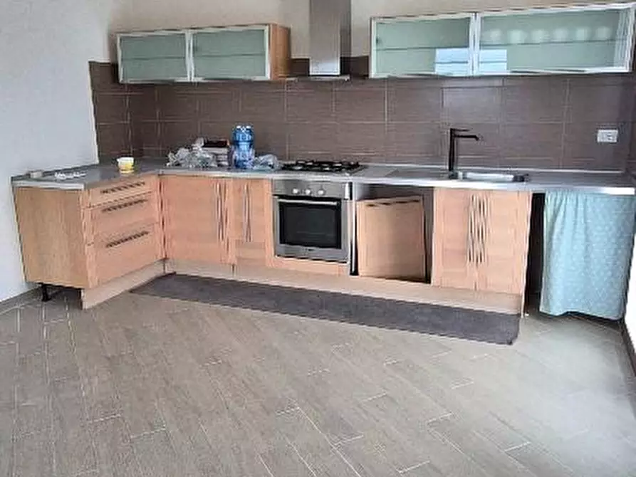 Immagine 3 di Appartamento in vendita  a San Giuliano Terme