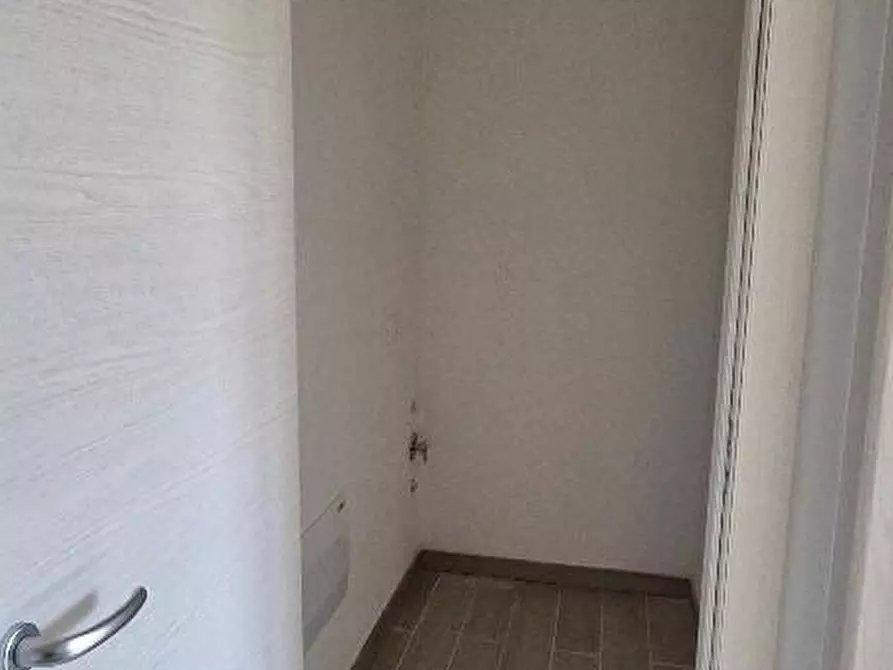 Immagine 7 di Appartamento in vendita  a San Giuliano Terme