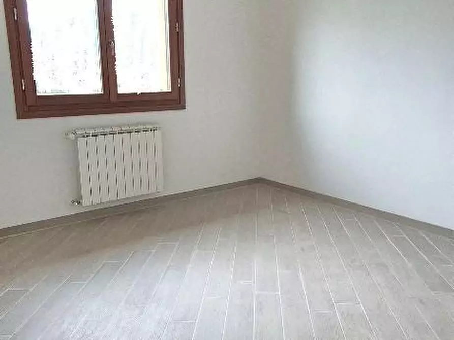 Immagine 10 di Appartamento in vendita  a San Giuliano Terme