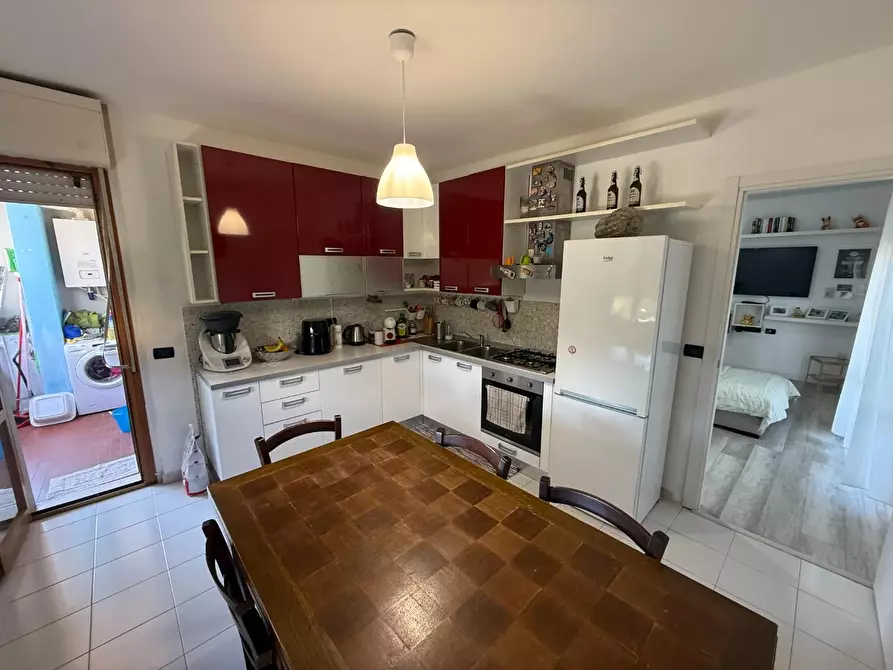 Immagine 15 di Appartamento in vendita  a Carrara