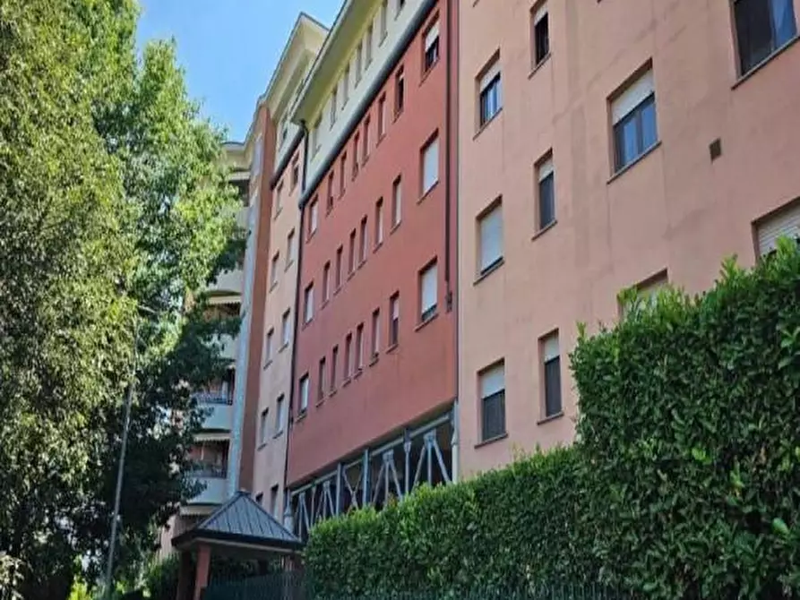 Immagine 2 di Appartamento in vendita  a Vanzago