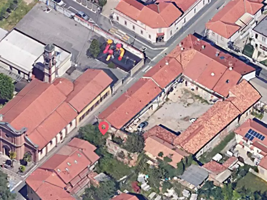 Immagine 7 di Garage in vendita  a Nerviano