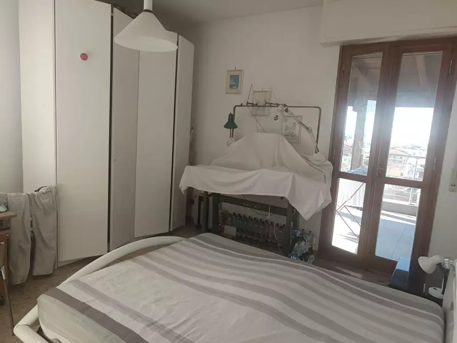 Immagine 11 di Mansarda in vendita  a Pisa