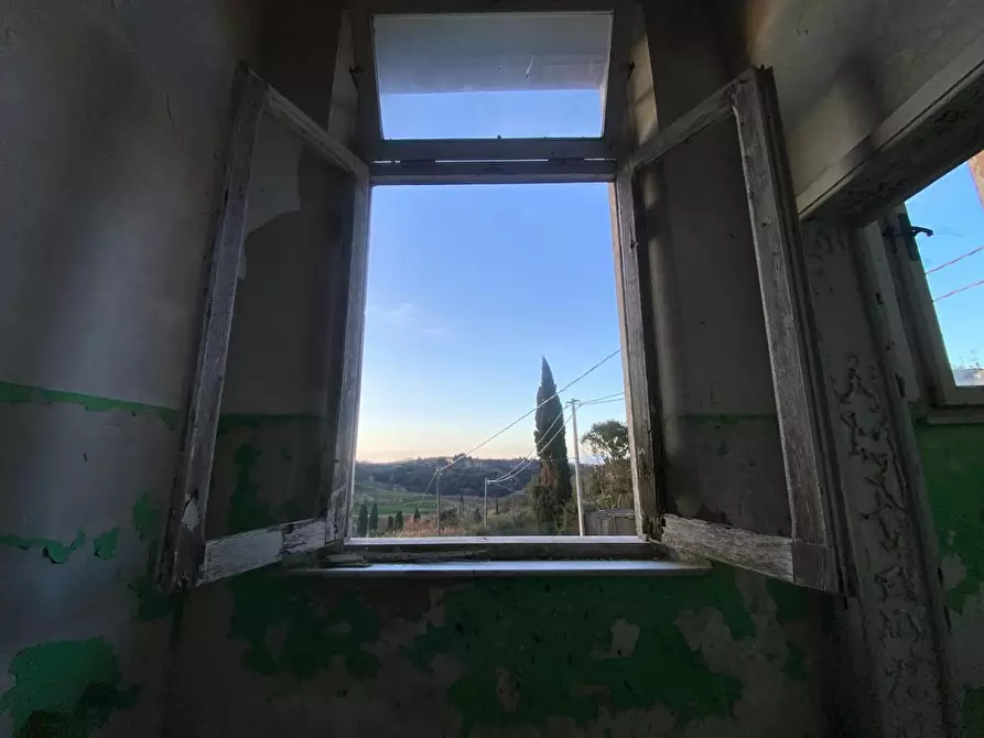 Immagine 43 di Villa in vendita  a Casciana Terme Lari