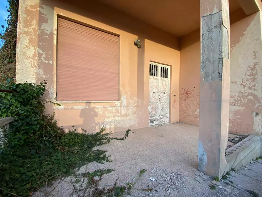 Immagine 44 di Villa in vendita  a Casciana Terme Lari