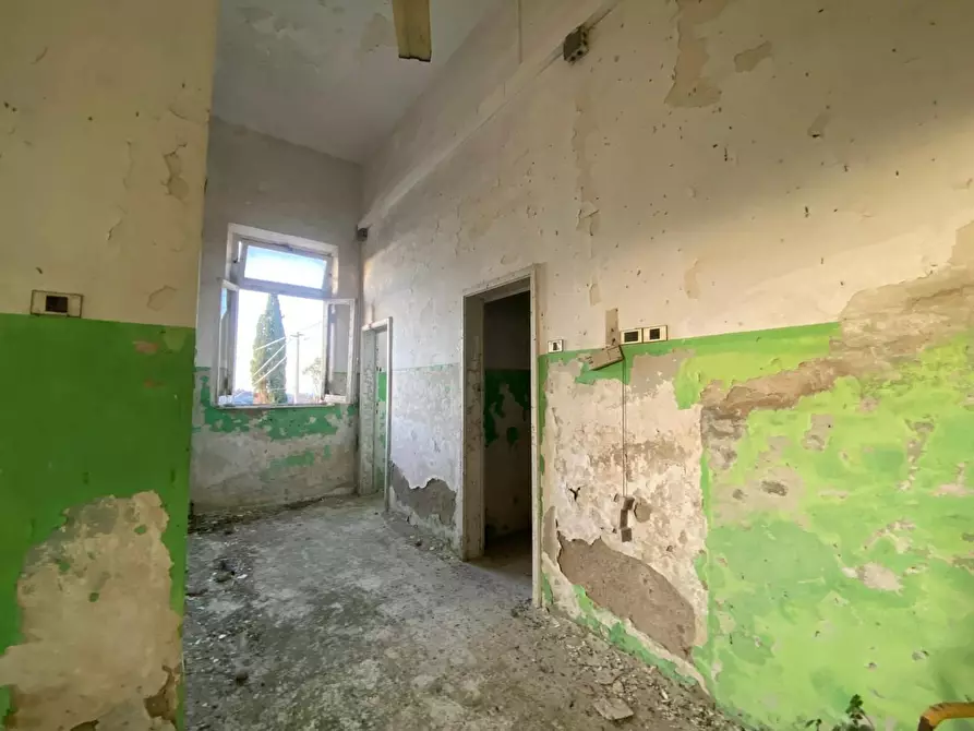 Immagine 47 di Villa in vendita  a Casciana Terme Lari