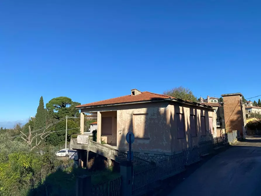Immagine 11 di Villa in vendita  a Casciana Terme Lari