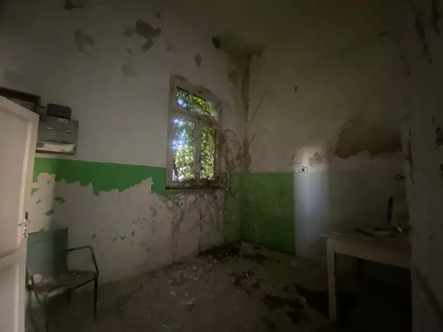 Immagine 25 di Villa in vendita  a Casciana Terme Lari
