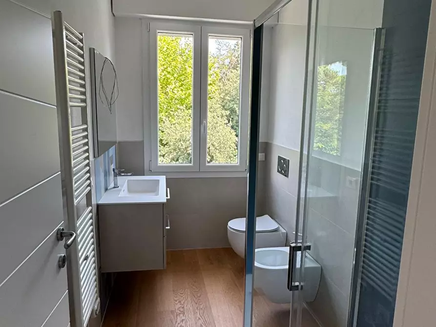 Immagine 11 di Appartamento in vendita  a Massa