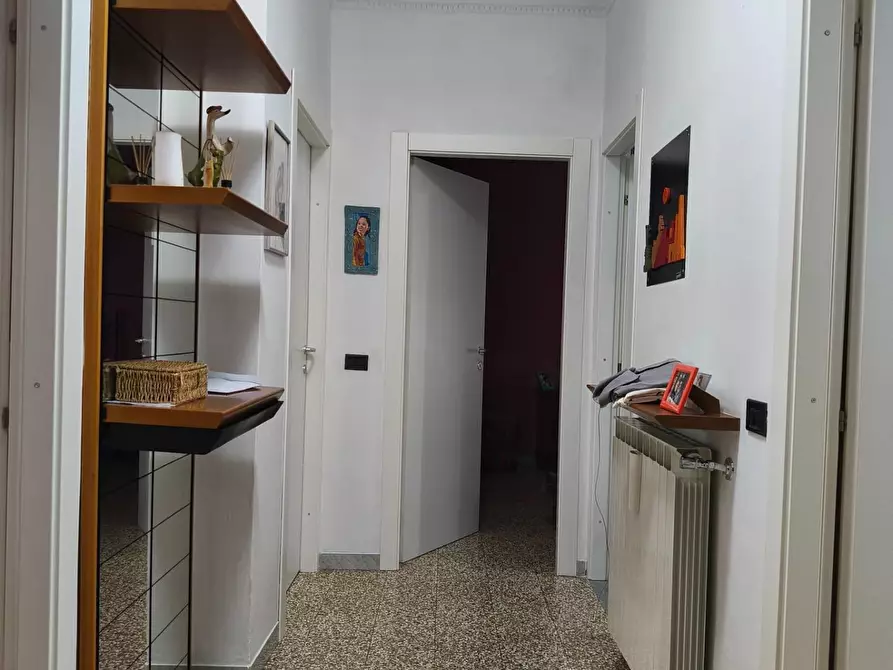 Immagine 4 di Appartamento in vendita  a Carrara