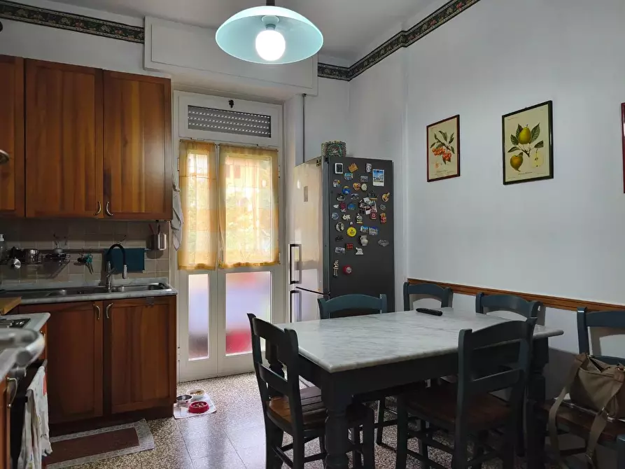 Immagine 7 di Appartamento in vendita  a Carrara